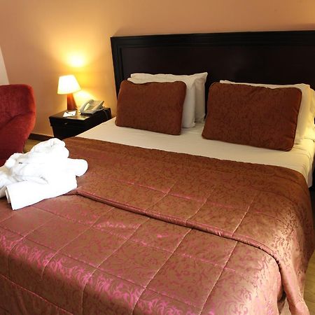 Mozart Hotel Бейрут Экстерьер фото